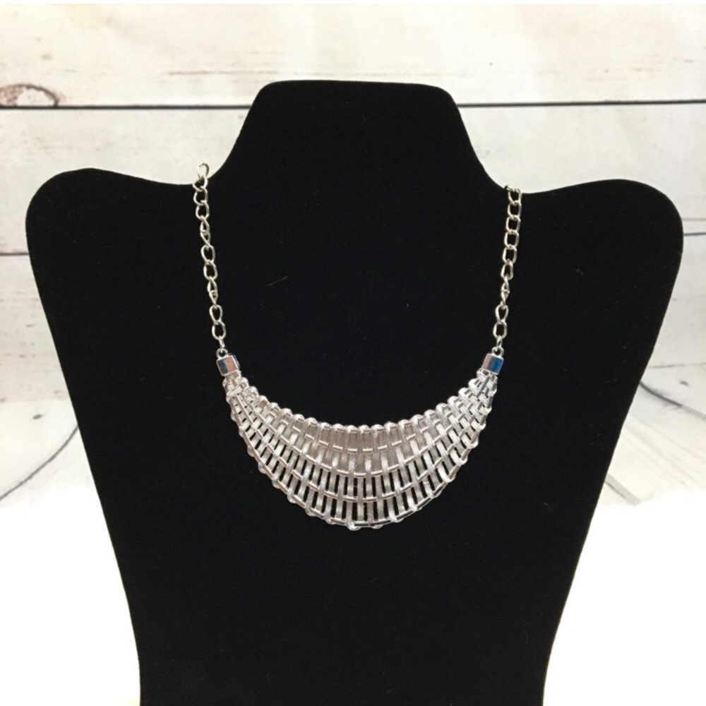 Basket Weave Silver Tone Bib Necklace Statement Boho Country Western